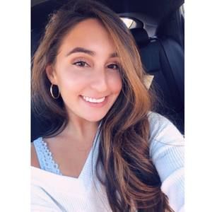 Meet your Posher, Lena